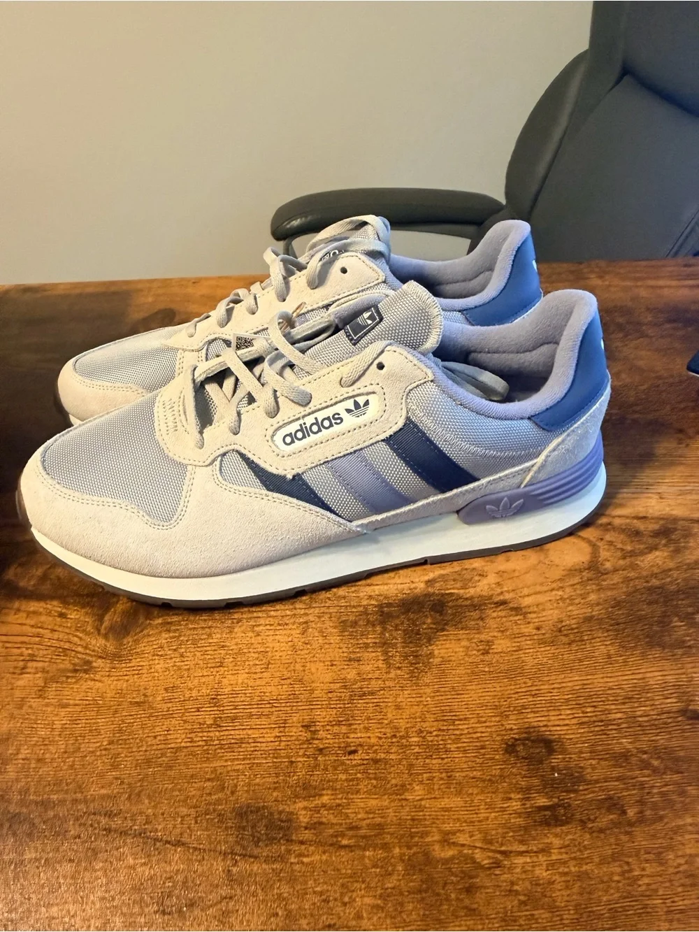 adidas Men’s Light Gray & Blue Athletic Sneakers
